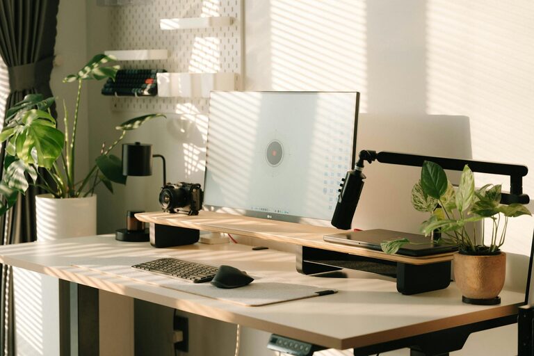 Simple Strategies to Create a Productive Home Office Environment